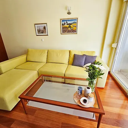 דירה Mirna, 2-bedroom Apartment, Overlooking The מאקרסקה