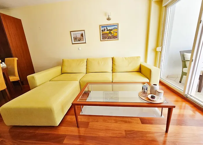 Appartamento Mirna, 2-bedroom Apartment, Overlooking The Makarska