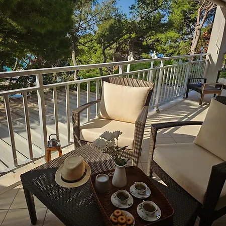 Mirna, 2-bedroom Apartment, Overlooking The *