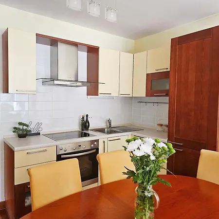 アパート Mirna, 2-bedroom Apartment, Overlooking The