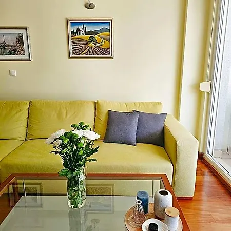 Mirna, 2-bedroom Apartment, Overlooking The