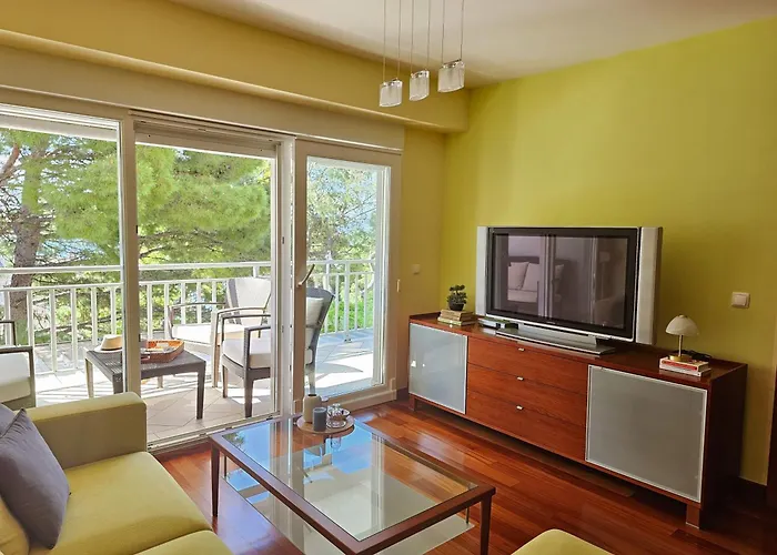 Mirna, 2-bedroom Apartment, Overlooking The